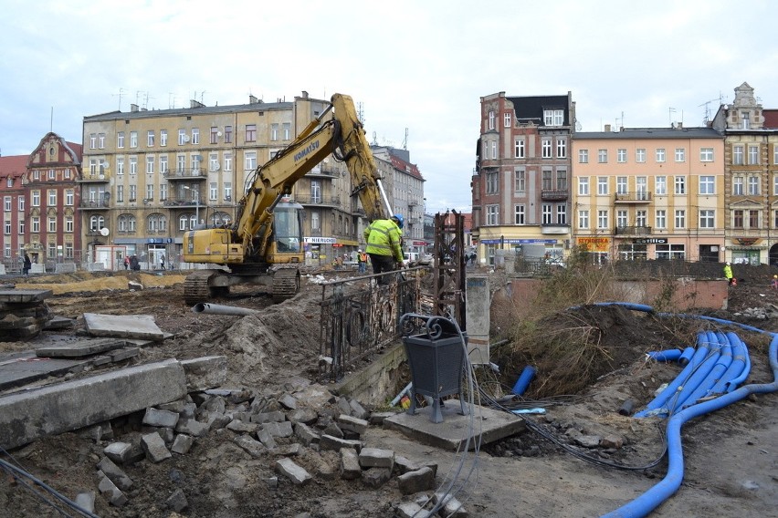 Budowa DTŚ w Gliwicach: rozbiórka mostu na Zwycięstwa [ZDJĘCIA]