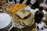 Chleb domowy pszenny powszedni. Przepis podaje KGW Jedlicze-Borek