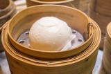 Puszyste bułeczki bao na parze. Poznaj przepis z kuchni chińskiej. Fenomenalne danie dla poszukiwaczy wyjątkowych dań