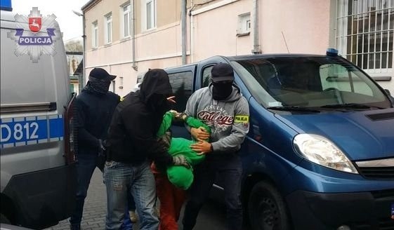 Ryki: Japończyk oślepiał laserem pilotów śmigłowca wojskowego [FOTO, WIDEO]