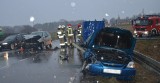 Wypadek na skrzyżowaniu w Rokitach na drodze 211. Trzy osoby w szpitalu