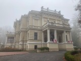 Uchodźcy z Ukrainy mogą zamieszkać w Pałacu w Biedrusku. Właściciel oferuje 200 miejsc noclegowych