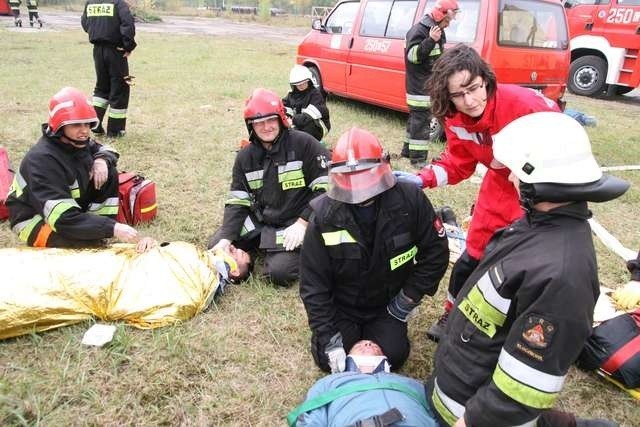 Ćwiczenia straży pożarnej w EC2Strażacy w trakcie ćwiczeń