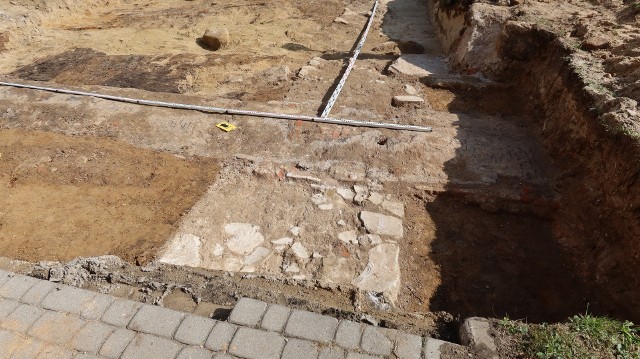 Prace archeologiczne na terenie Zamku Lubomirskich w Rzeszowie.