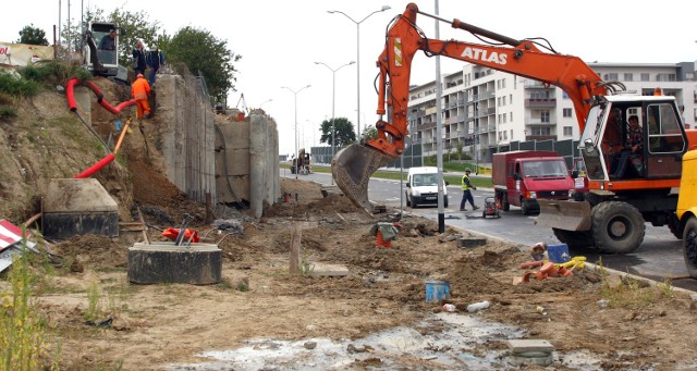 Trasa Północna: Kosztowny bubel na obwodnicyZakończenie prac związanych ze wzmocnieniem skarpy ma nastąpić do 30 września.