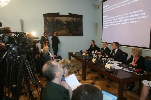 Konferencja ws. Stadionu Śląskiego