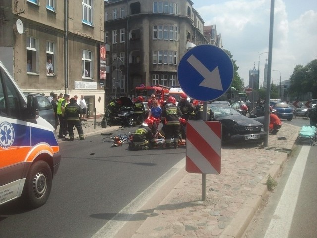 Wypadek na skrzyżowaniu Bukowskiej i Zeylanda