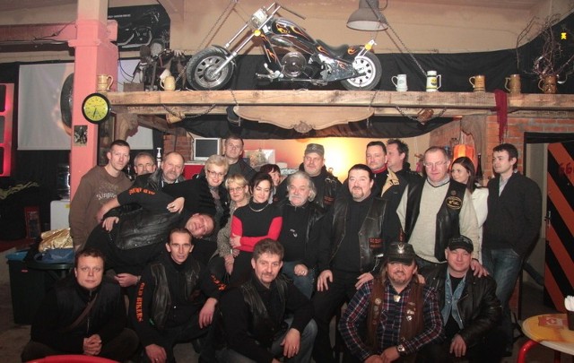 Do klubu zjechali fani motocykli z całego regionu &#8211; z Kielc, Jędrzejowa czy Buska-Zdroju.