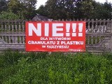 Mieszkańcy Skrzyńska pod Przysuchą protestują przeciwko planom budowy zakładu przetwórstwa plastiku