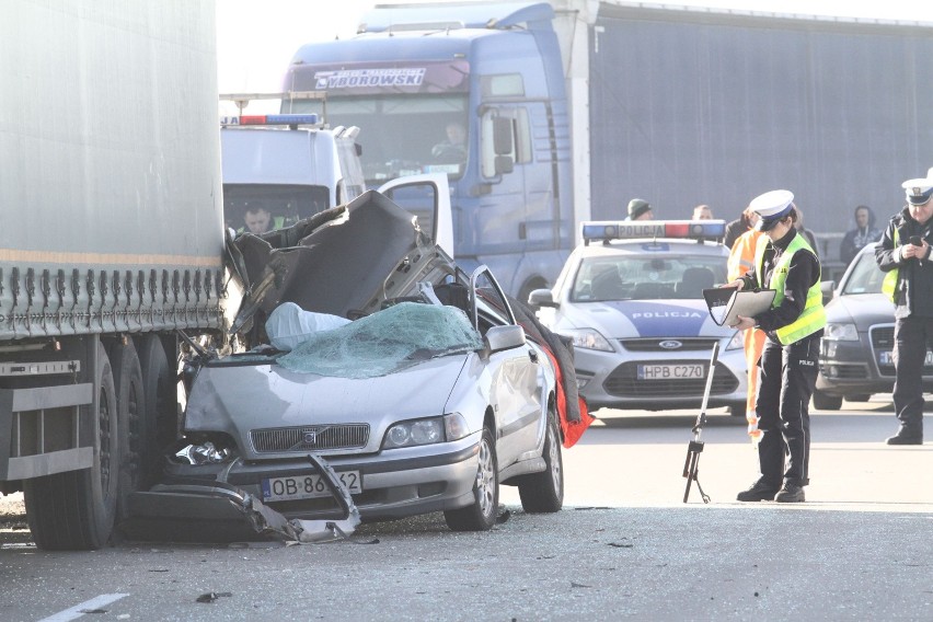 Polacy jeżdżą o wiele za szybko. Czy będą zmiany w limitach prędkości?