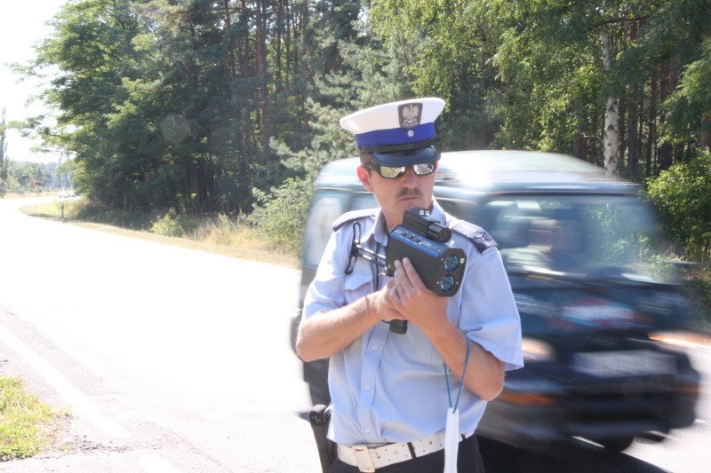 Trasa z Zielonej Góry do Nowogrodu Bobrz. pod specjalnym nadzorem policji. Tu tragedia goni tragedię (wideo)