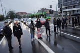 Trwają blokady ulic w Poznaniu organizowane przez uczestników Strajku Kobiet. Protestujący utrudniają ruch nie tylko w centrum miasta