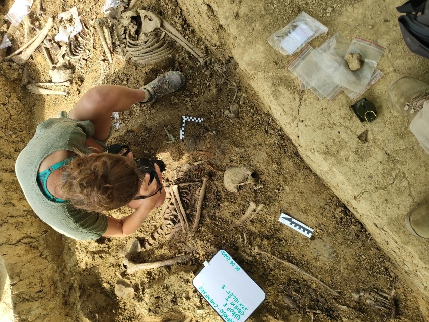 Dzięki archeologom z UJ odtworzone zostaną dwa cmentarze z I wojny [ZDJĘCIA]