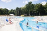 Aquapark Fala. Nowe atrakcje w parku wodnym. W połowie lipca 2018 r. Aquapark Fala otworzy plaże nudystów, basen otwarty i zamknięty
