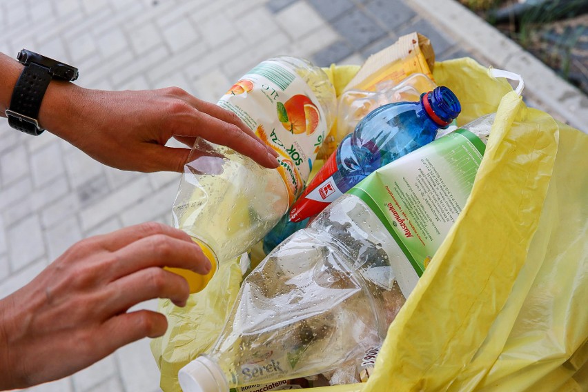 Jak segregować śmieci w Szczecinie? Są zmiany! Będzie łatwiej z plastikiem - 01.07.2020
