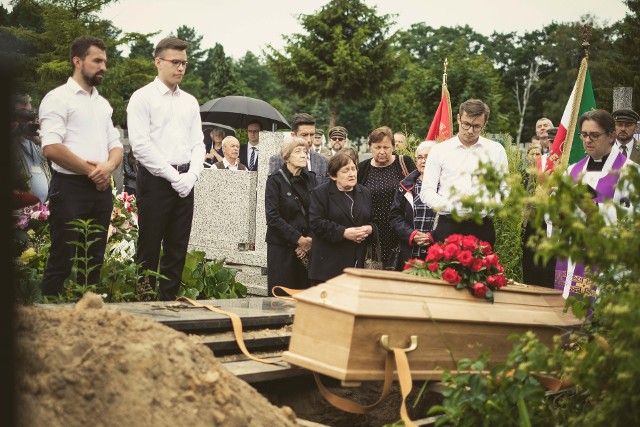 Pogrzeb por. Mieczysława Wroczyńskiego na cmentarzu farnym w Białymstoku