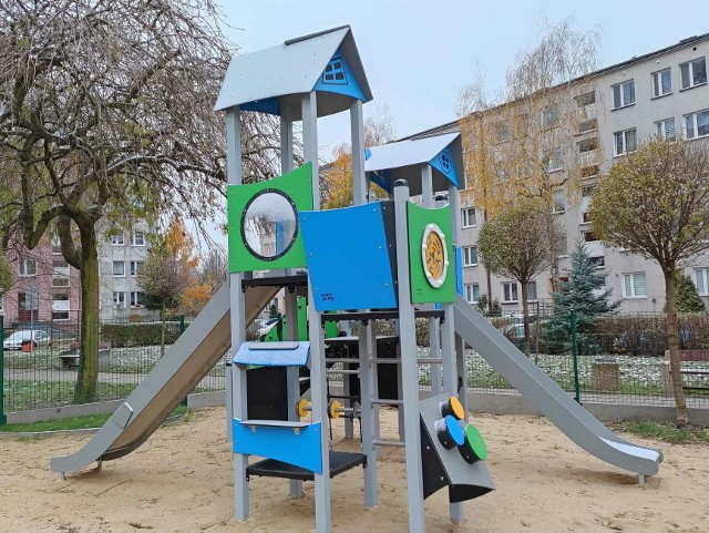 W ramach współpracy miasta z Gliwicką Inicjatywą Lokalną przebudowany został plac zabaw przy ul. Szarych Szeregów.