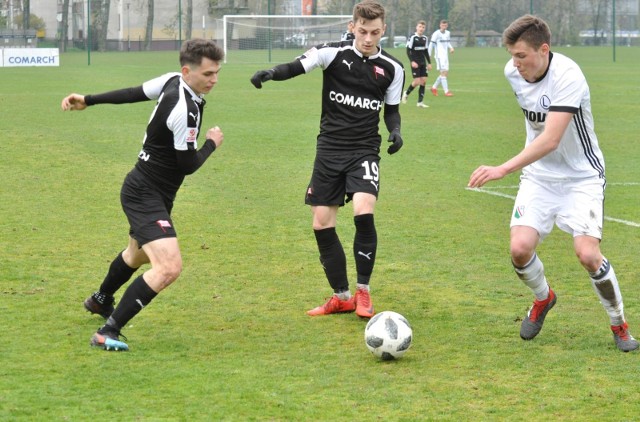 13.04.2019 krakowul. wielicka - centrum treningowe cracovii - pilka nozna, centralna liga juniorow mecz cracovia krakow - legia warszawan/z fragment spotkaniafot. andrzej wisniewski / polskapresse / dziennik polski