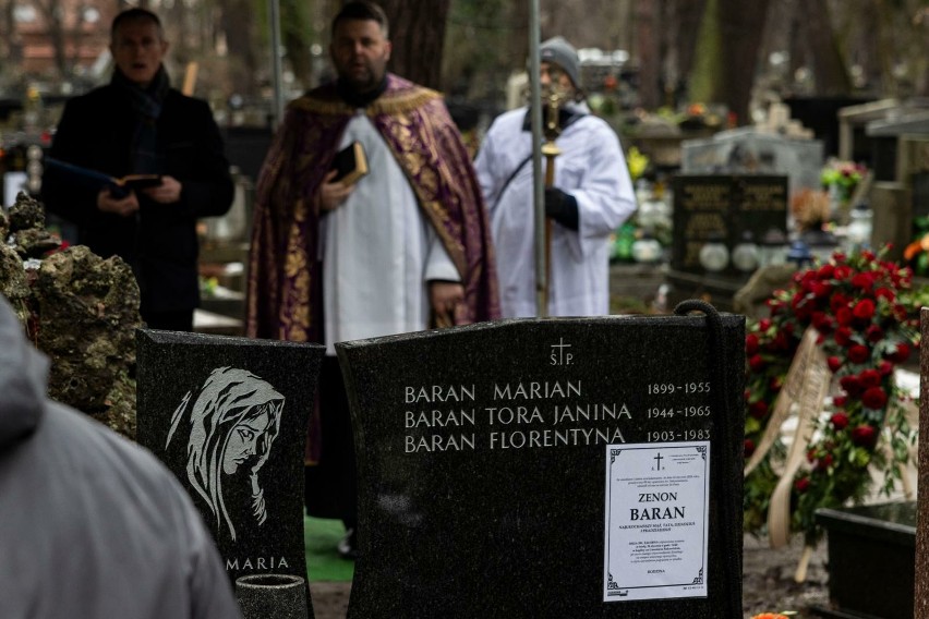 Zenon Baran został pochowany na cmentarzu Rakowickim