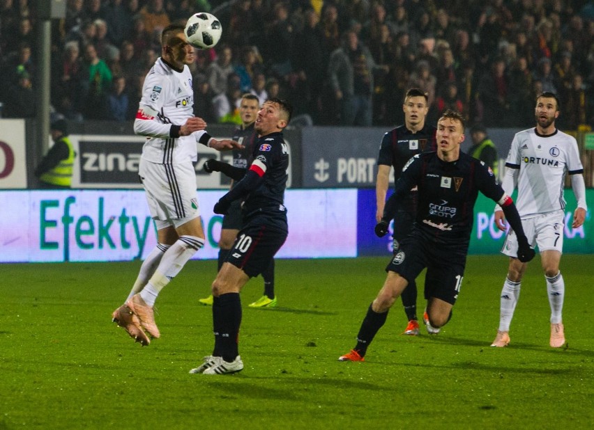 Pogoń - Legia 2:1 z listopada 2018 .