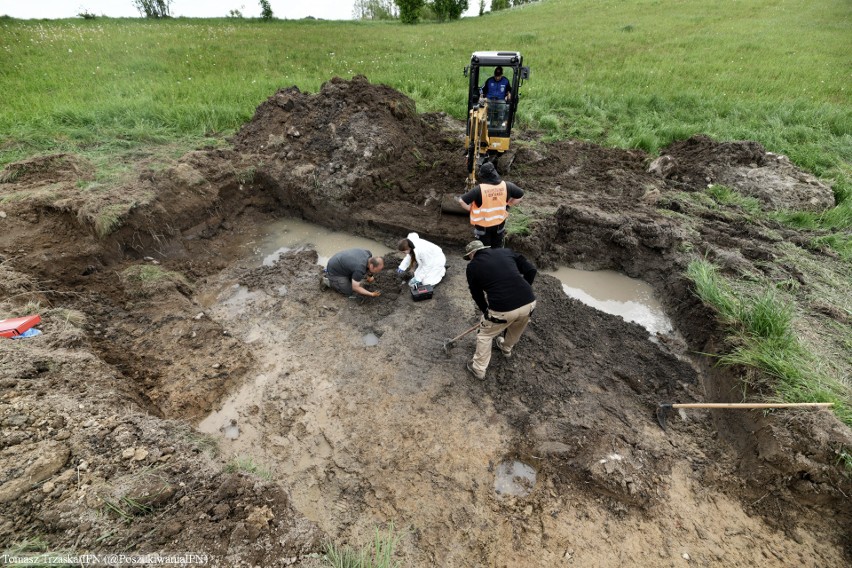 Szczątki znaleziono podczas prac w okolicach wsi Marianka w...