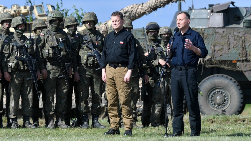 Prezydent Andrzej Duda na poligonie drawskim. Spotkał się z żołnierzami 