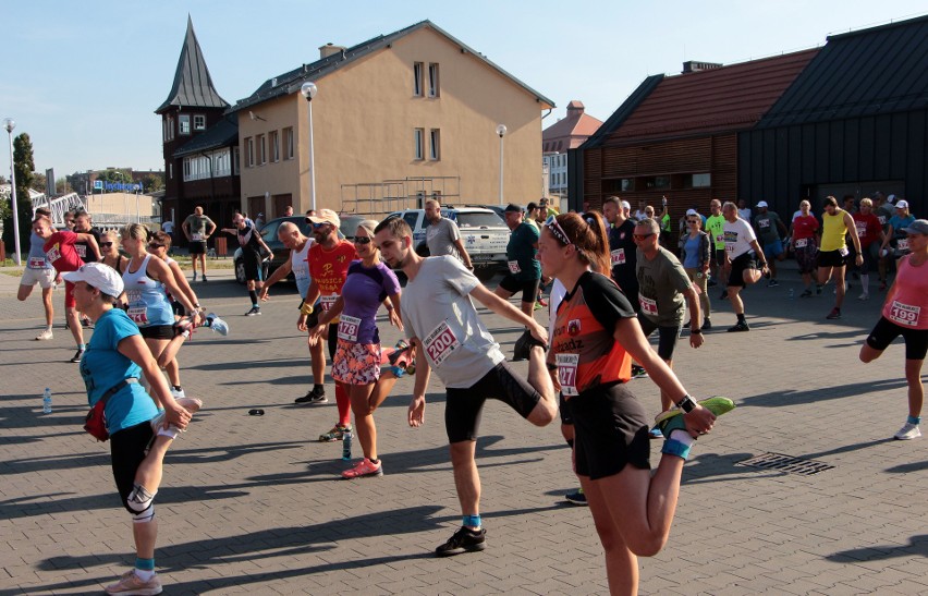 Ponad dwustu biegaczy rywalizowało w Biegu Ułańskim na...