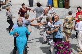 Ależ tańce i zabawa! Tak seniorzy z Chmielnika świętują Dzień Matki. Zobaczcie zdjęcia