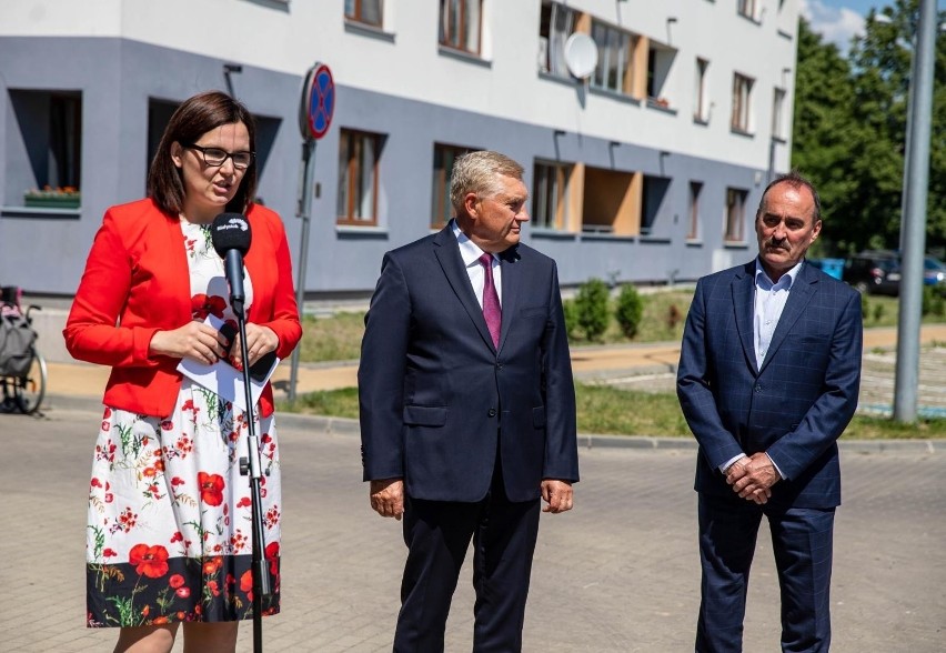 Prezydent Tadeusz Truskolaski i Andrzej Ostrowski, szef ZMK,...