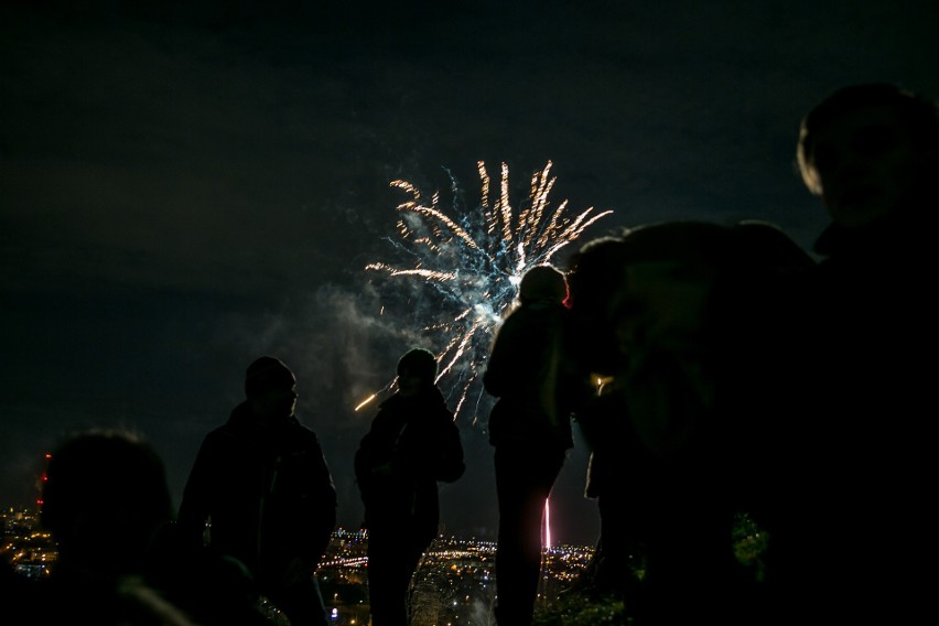 Kraków powitał rok 2018 [ZDJĘCIA Z KOPCA KRAKUSA]