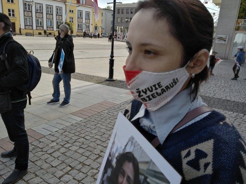 Białystok. Białorusini protestowali przeciwko zamykaniu niezależnych mediów przez reżim Łukaszenki [zdjęcia]
