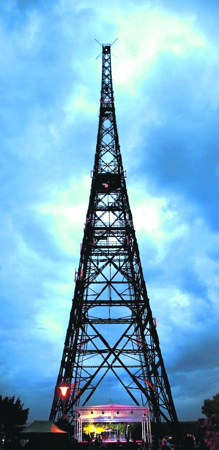 Gliwicka radiostacja ma 111 metrów. Jest drewniana, dlatego...