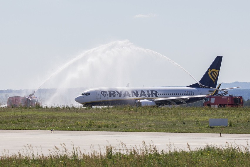 Na lotnisko w Jasionce wróciły połączenia międzynarodowe. Ryanair wznowił loty 