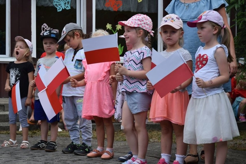 Piknik patriotyczny w Przedszkolu Miejskim nr 10 w Ostrołęce [ZDJĘCIA, WIDEO]