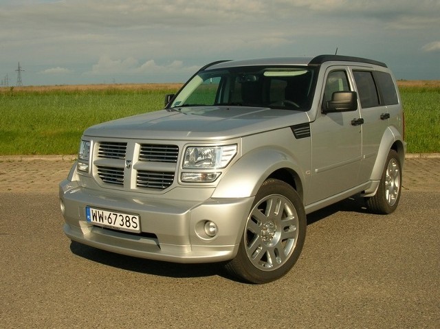 Dodge Nitro powala mocarnym wyglądem