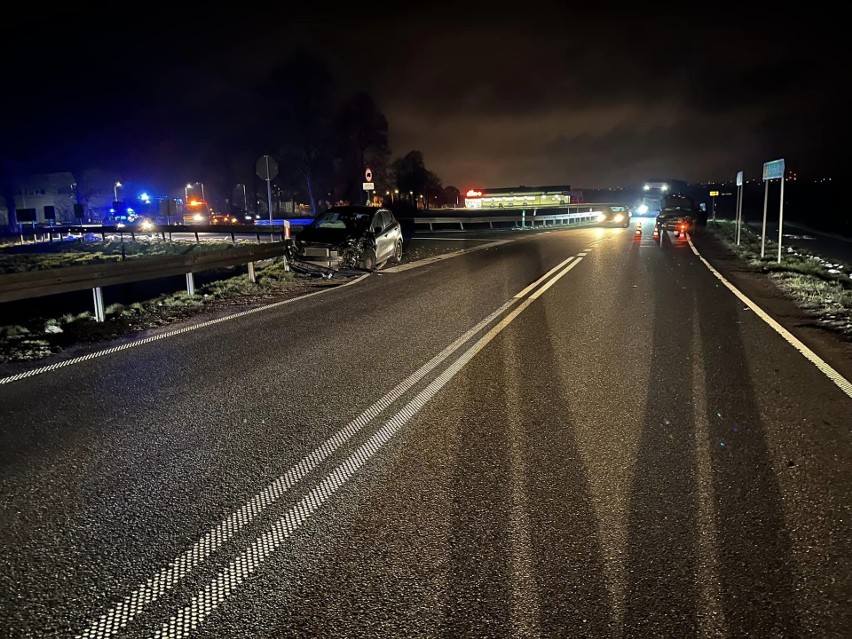 Wypadek na obwodnicy Konarzyc. Zderzyły się dwa auta