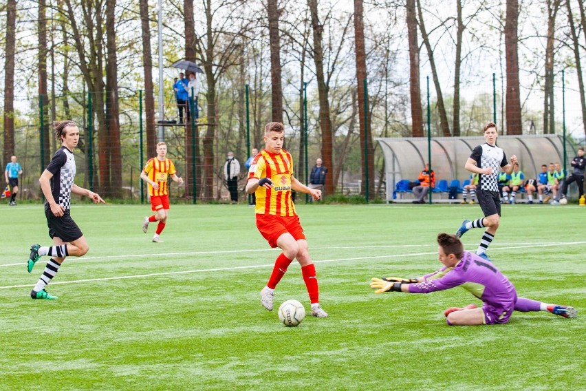 5.05.2021, Kraków, mecz Centralnej Ligi Juniorów U-17 Hutnik...