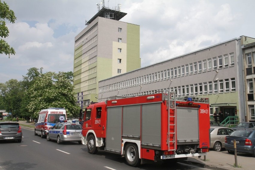 Alarm bombowy w budynku Telewizji Polskiej przy ul....