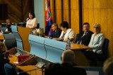 Radni przyjęli projekt uchwały dotyczący "Ławeczki Bartoszewskiego"