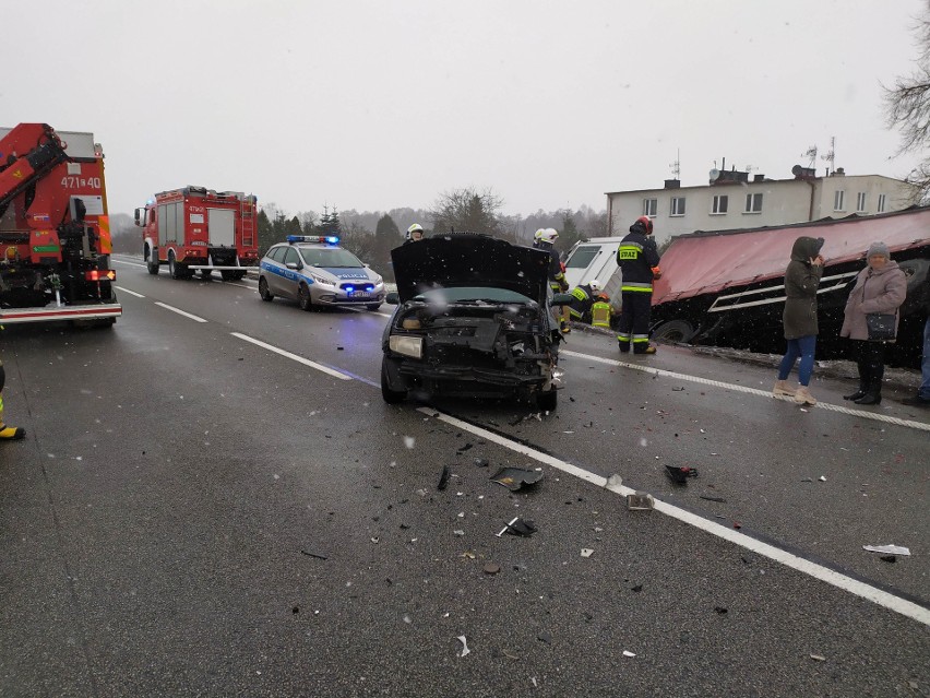 Jedna osoba trafiła do szpitala. Sprawcą był 64-letni...