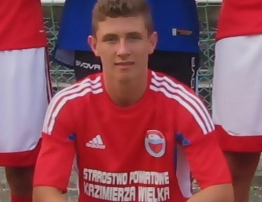 Piłkarz Sparty Kazimierza Wielka Andrzej Musiał otrzymał kolejne powołanie do młodzieżowej kadry Polski w futsalu. 