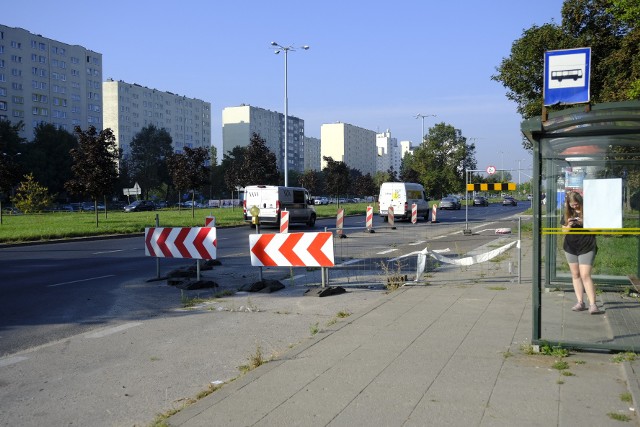 Zwężenie fragmentu prawego pasa północnej jezdni Szosy Lubickiej zniknie to otwarciu dla samochodów parkingu park&ride
