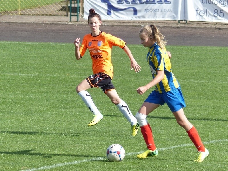 Piłka nożna kobiet. Tur MOSiR Bielsk Podlaski – Jantar Ostrołęka 4:1 (zdjęcia)