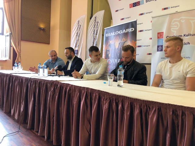 Wczoraj już 10. w historii galę sportów walki w Białogardzie, pod nazwą Runda X Fight Night, zapowiedzieli jej organizatorzy oraz sami zawodnicy.