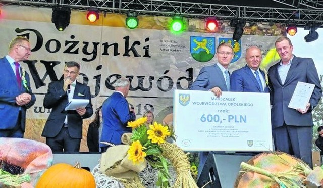 Nalewka sosnówka z nagrodą marszałka województwa opolskiego.