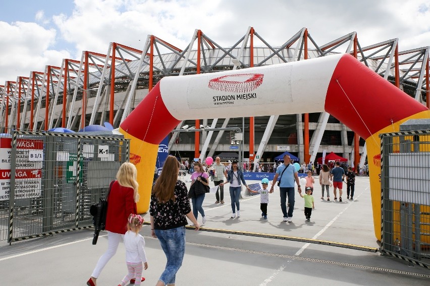 Od poniedziałku 8 lipca do piątku 12 lipca na stadionie...