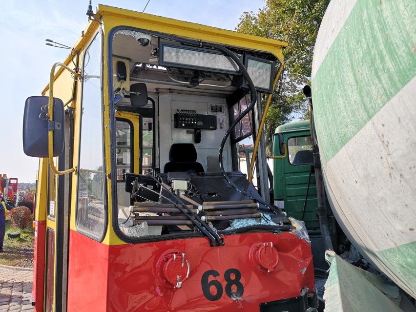 Poważny wypadek w Grudziądzu. Na skrzyżowaniu ul....