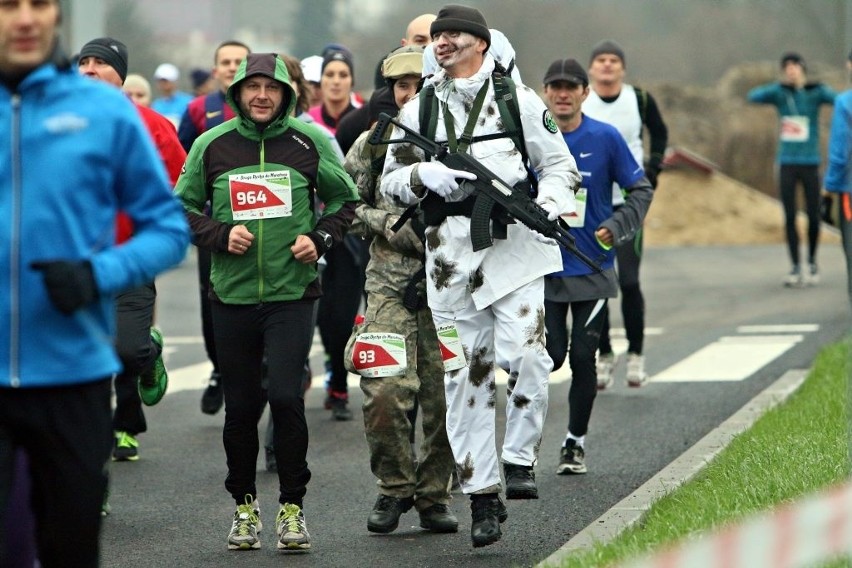 Drugą Dychę do Maratonu ukończyło 1030 osób. Wygrał Michał Wojciechowski (ZDJĘCIA, WIDEO)