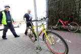 Kraksa rowerowa w gminie Brzuze. Siedmiu młodych kolarzy poszkodowanych