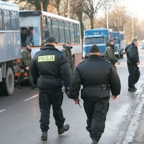 Kilkanaście godzin trwały poszukiwania 7-letniego Borysa z Ustki, bo chłopiec nie powiedział mamie, gdzie jest.